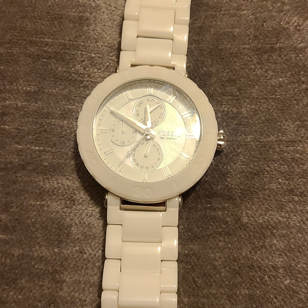 Fossil White Watch Pearl Face